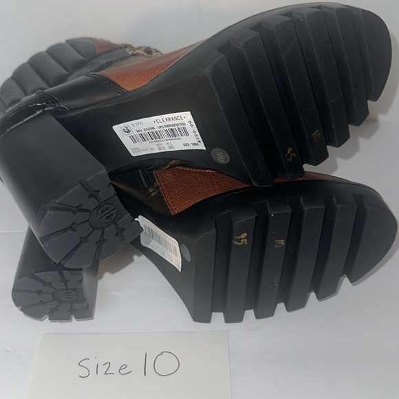 Antonio Melani Penn Leather Lug Sole Booties - Picture 6 of 16